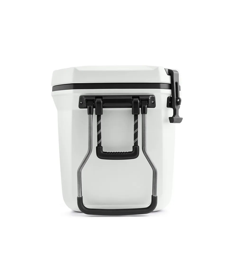 Conservadora Coleman Convoy Marine 100qt C/r White