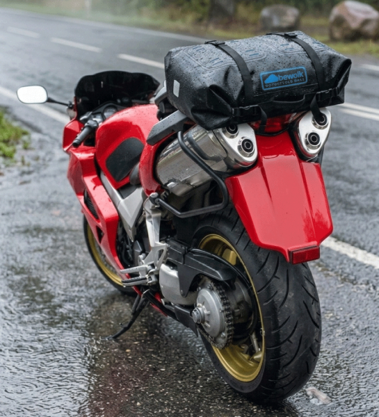 Bolso Estanco Bewolk Moto Doble Entrada 45 Litros